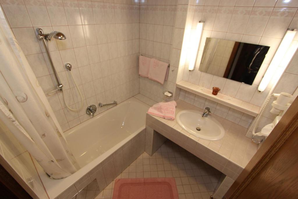 Hotel Haus Hohenfels Obergurgl Habitación foto